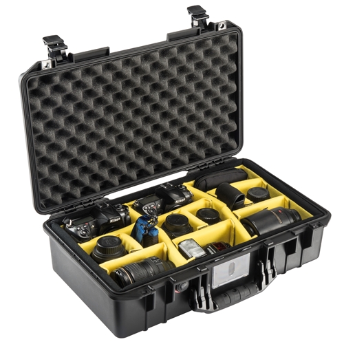Pelican™ 1525 Air Case with Dividers (Black)